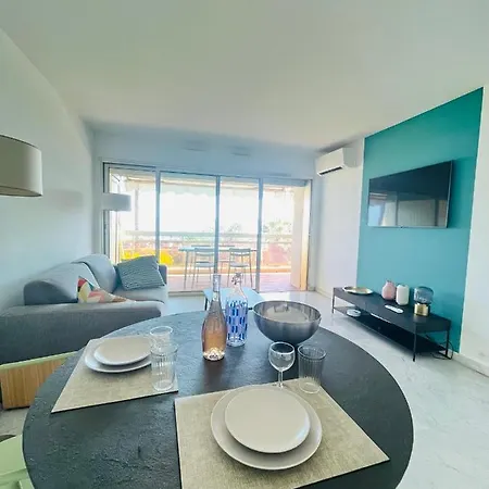 Appartement Les Yeux Dans Le Bleu, Vue Cannes